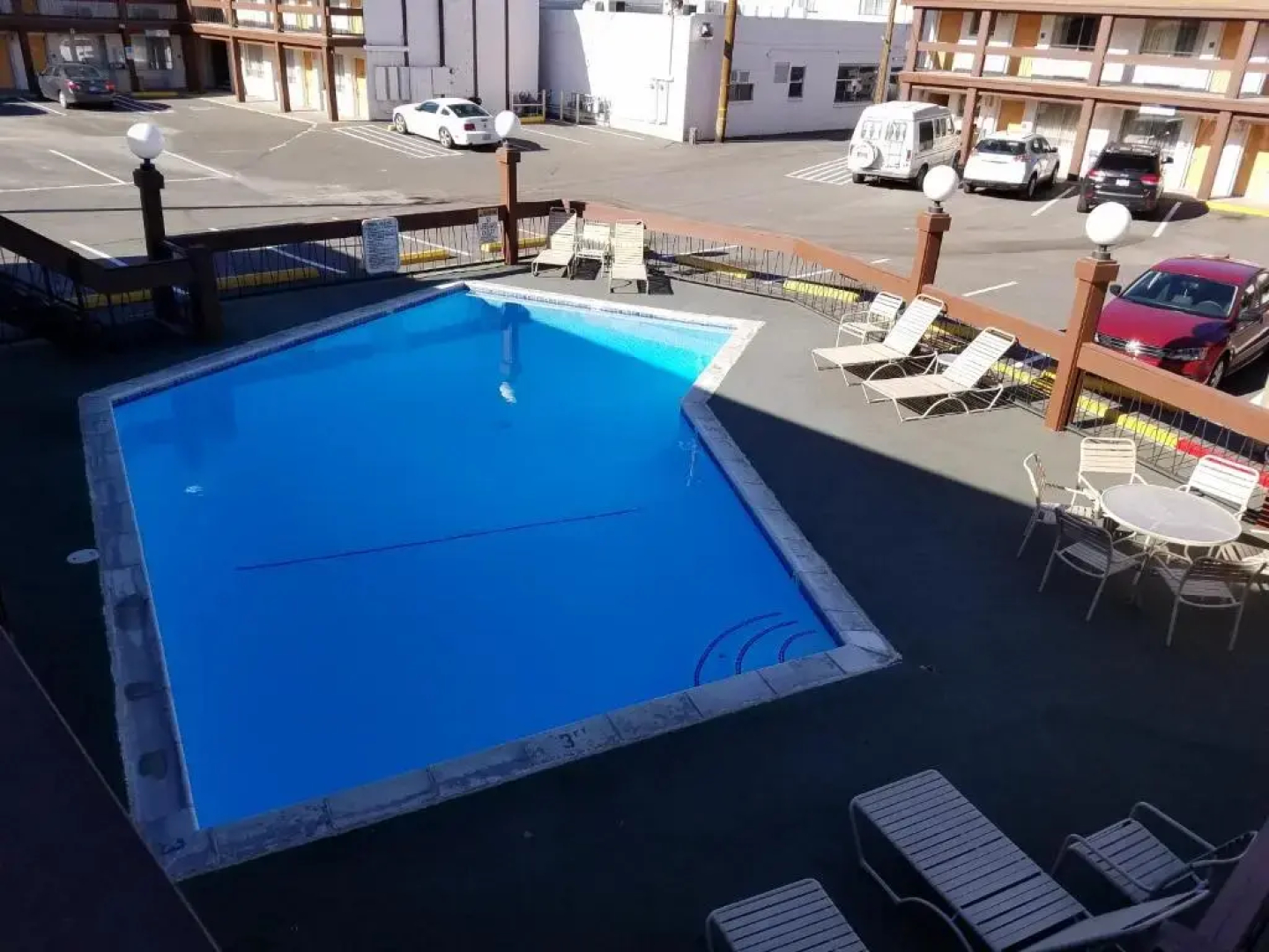 Thunderbird Motel