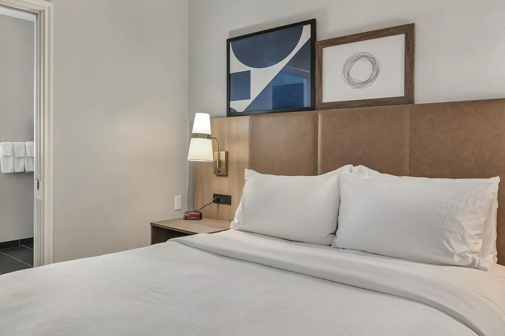 Staybridge Suites University Area by IHG