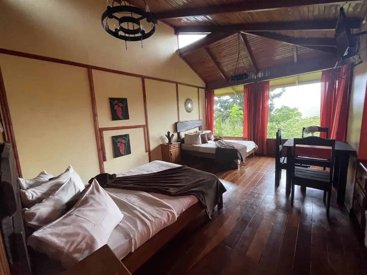 Volcan Poas-Vara Blanca Tiquicia Lodge