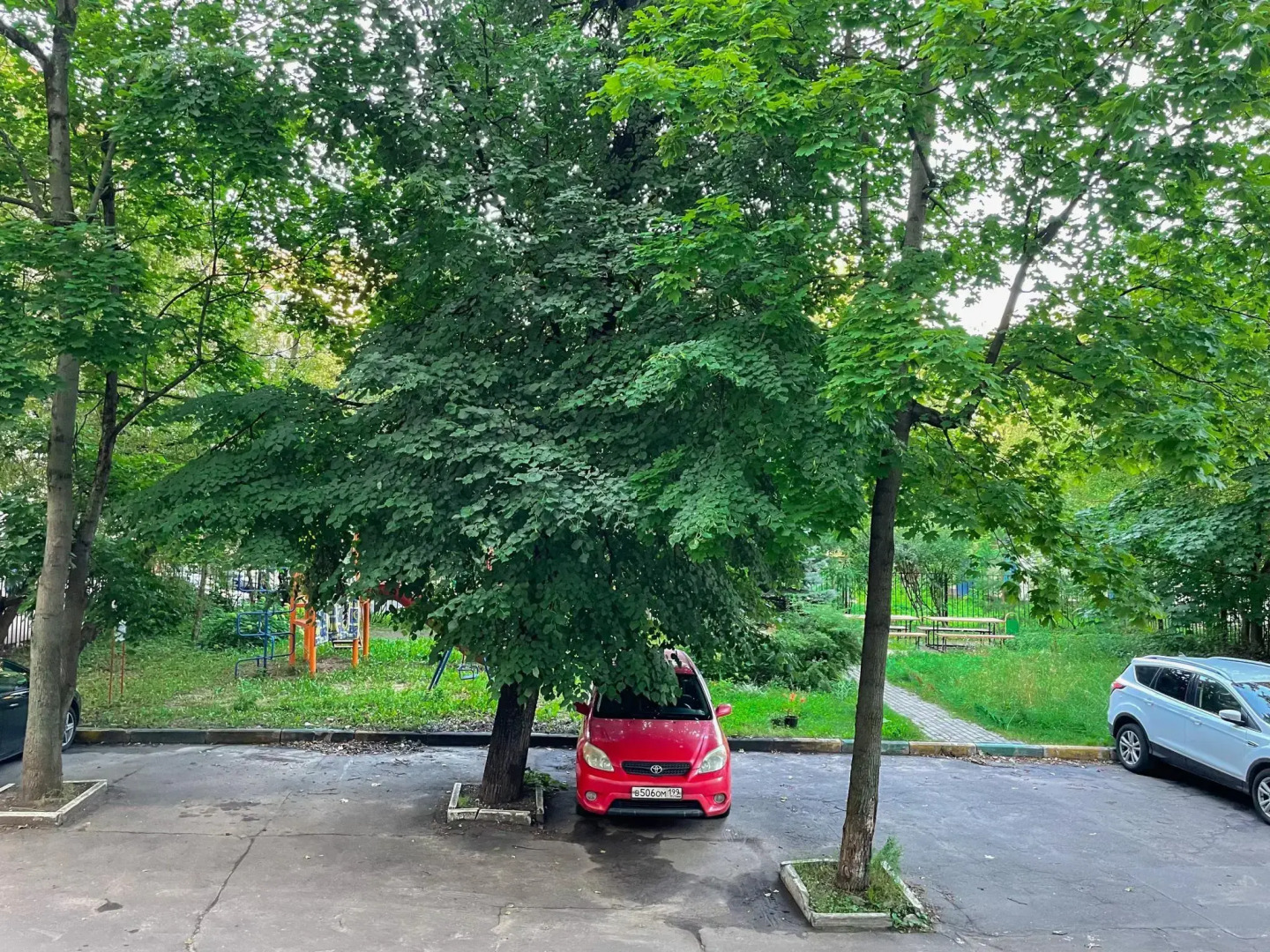 Апартаменты на Нижняя Первомайская 64