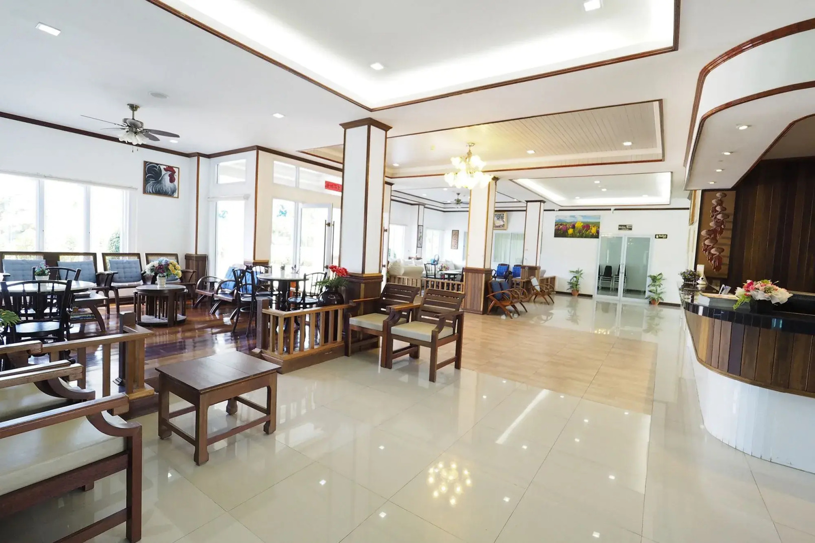 Sea Mountain Khanom Hotel