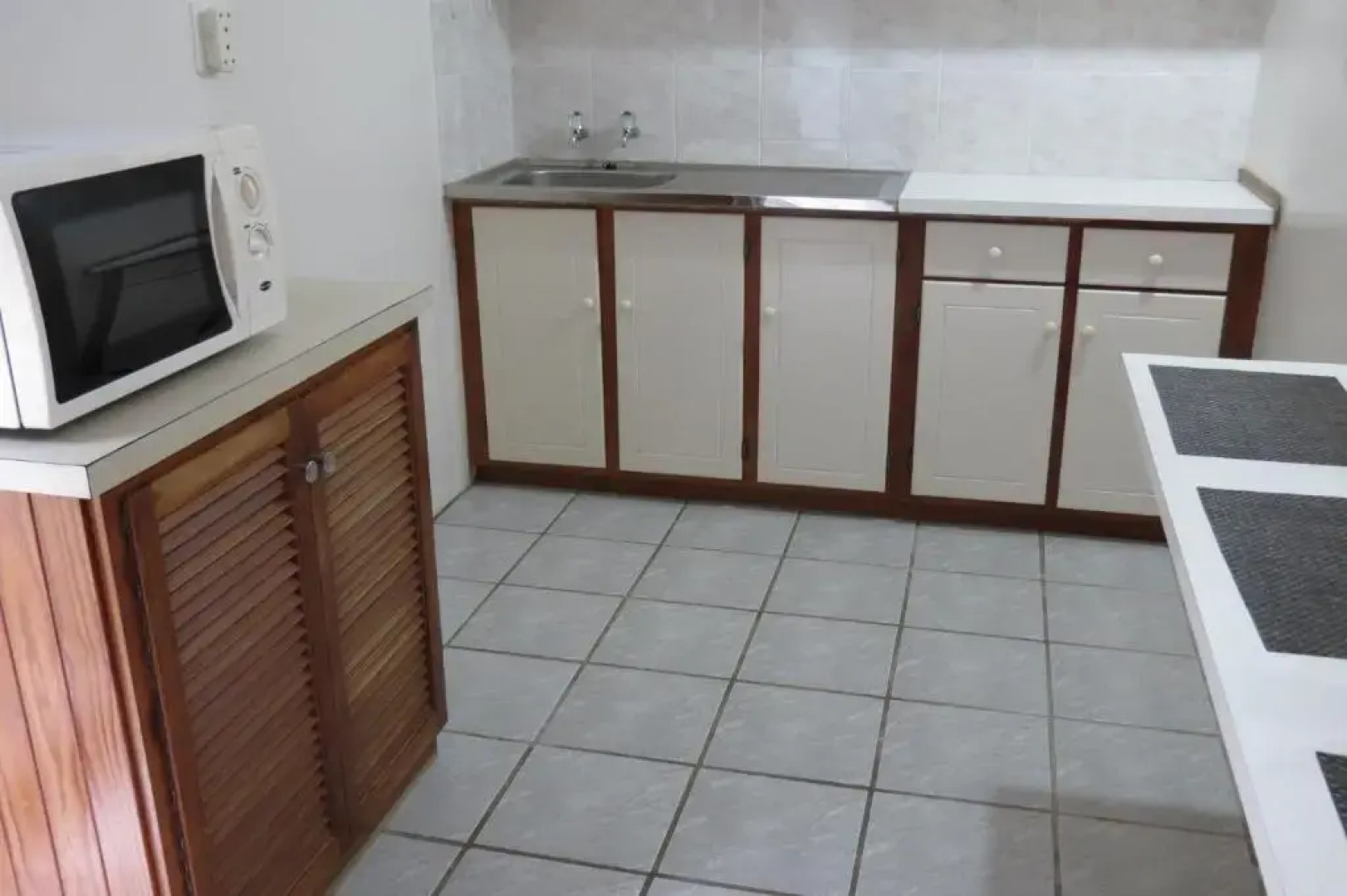 Dieu-Donnee River Lodge