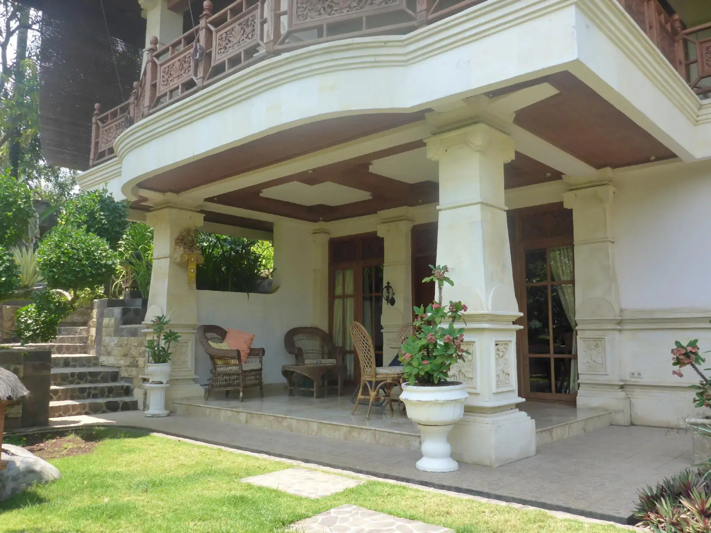 Gunung Paradis Retreat