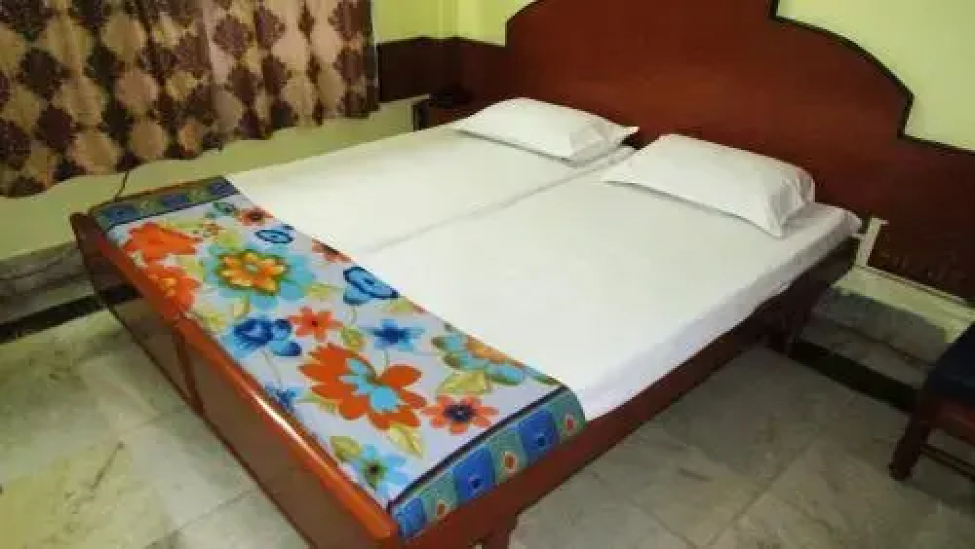 Blue Diamond Residency