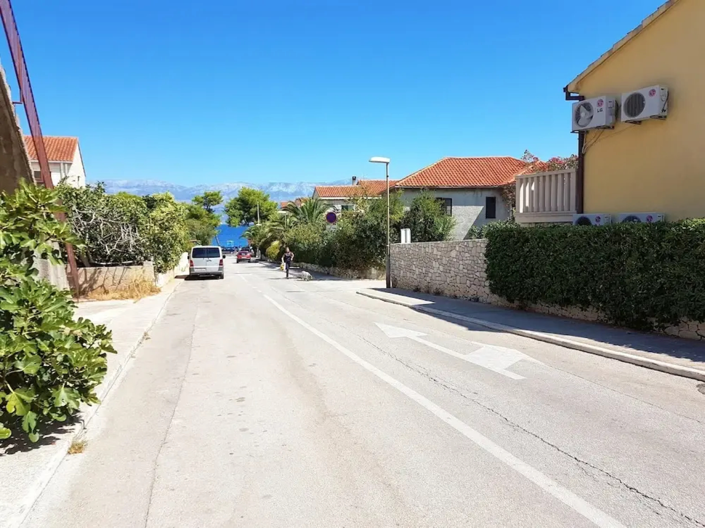 Apartment With 2 Bedrooms in Supetar, With Wonderful sea View, Furnish