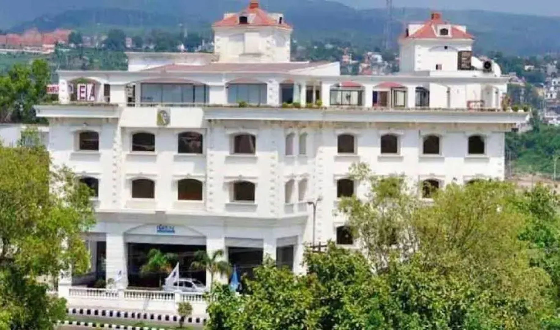 Fortune Inn Riviera Hotel