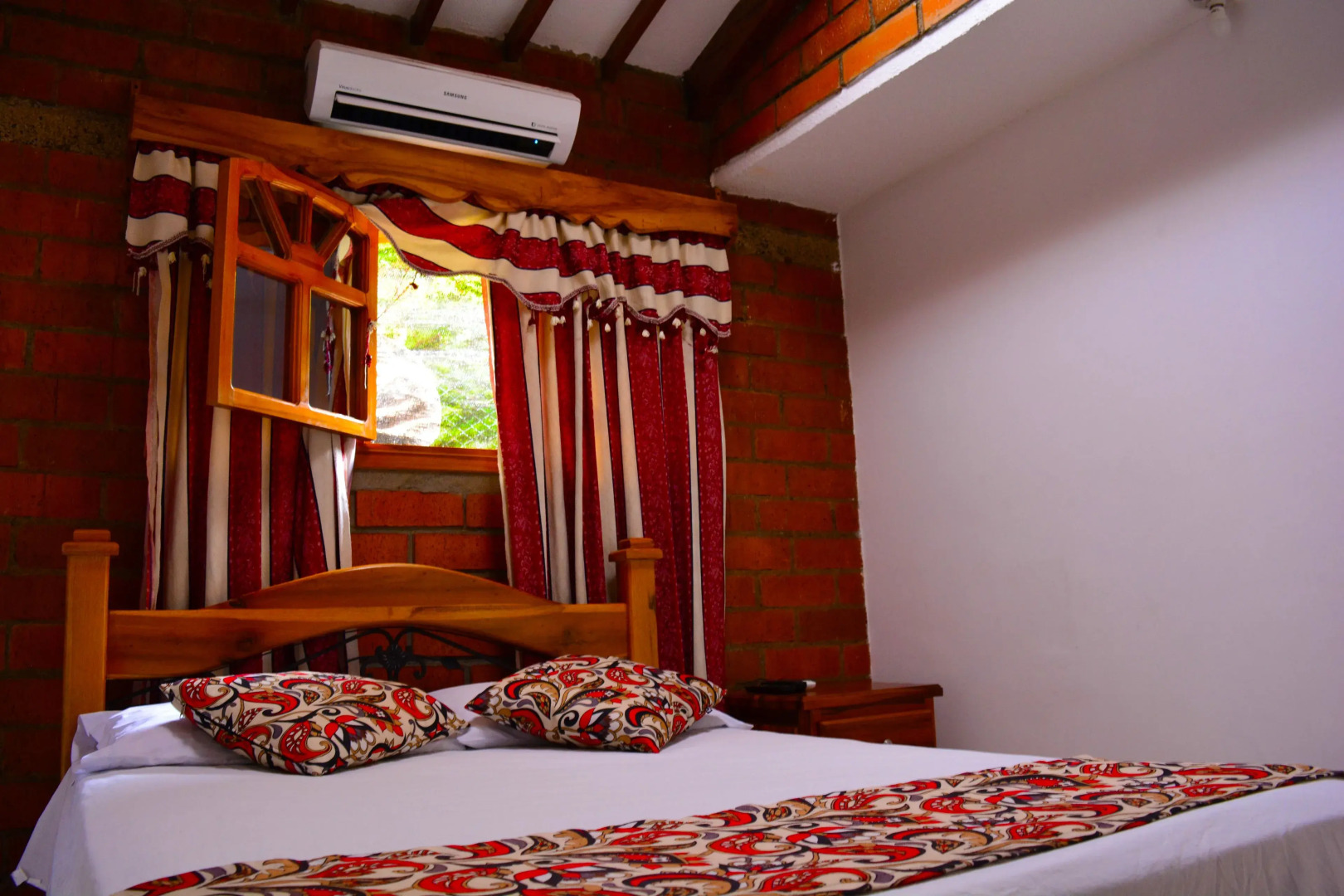 Hostal Valle De Las Camelias