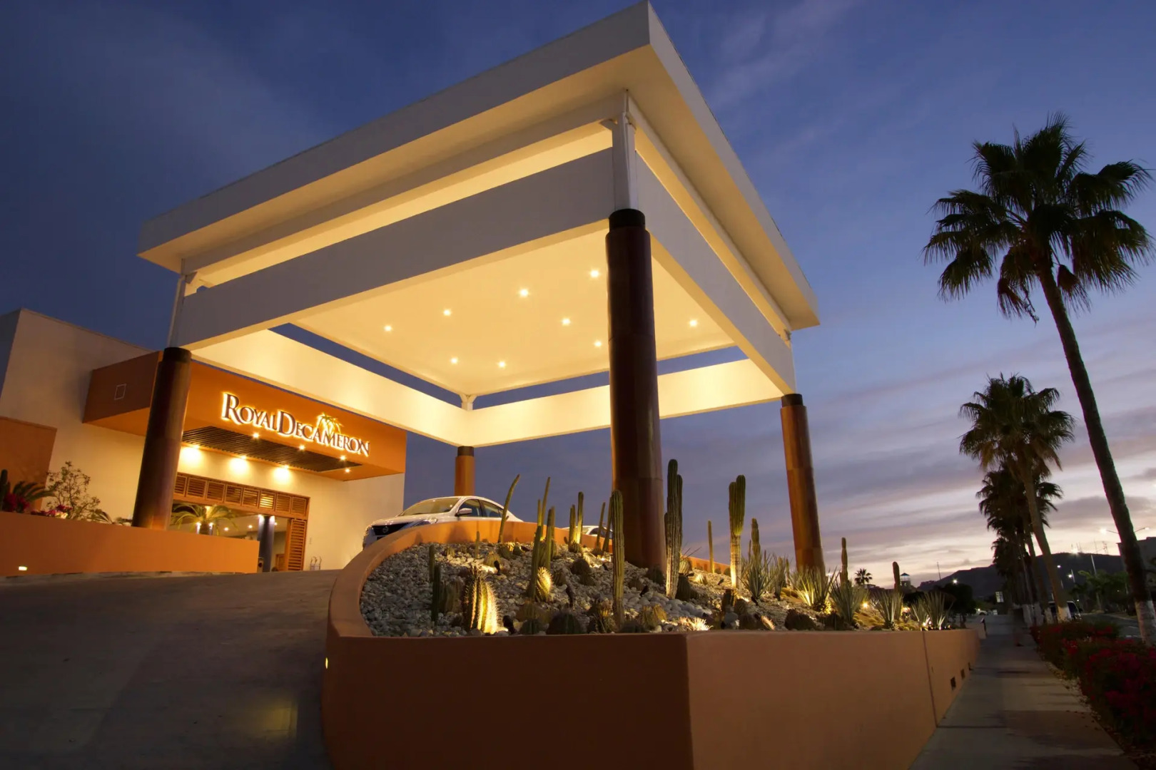 Grand Decameron Los Cabos, A Trademark All Inclusive Resort