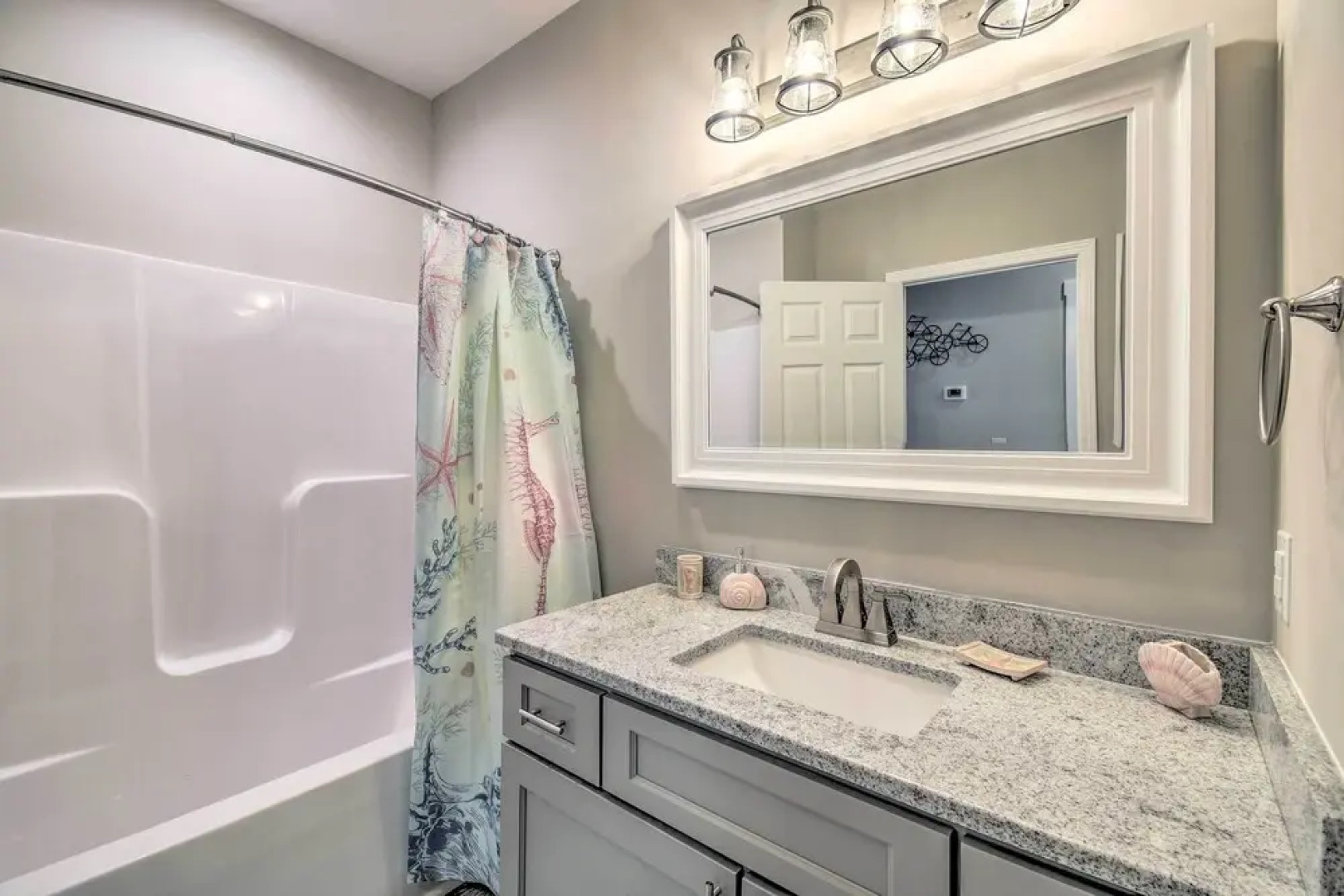 Inviting Home < 2 Mi to Ocean Isle Beach Pier