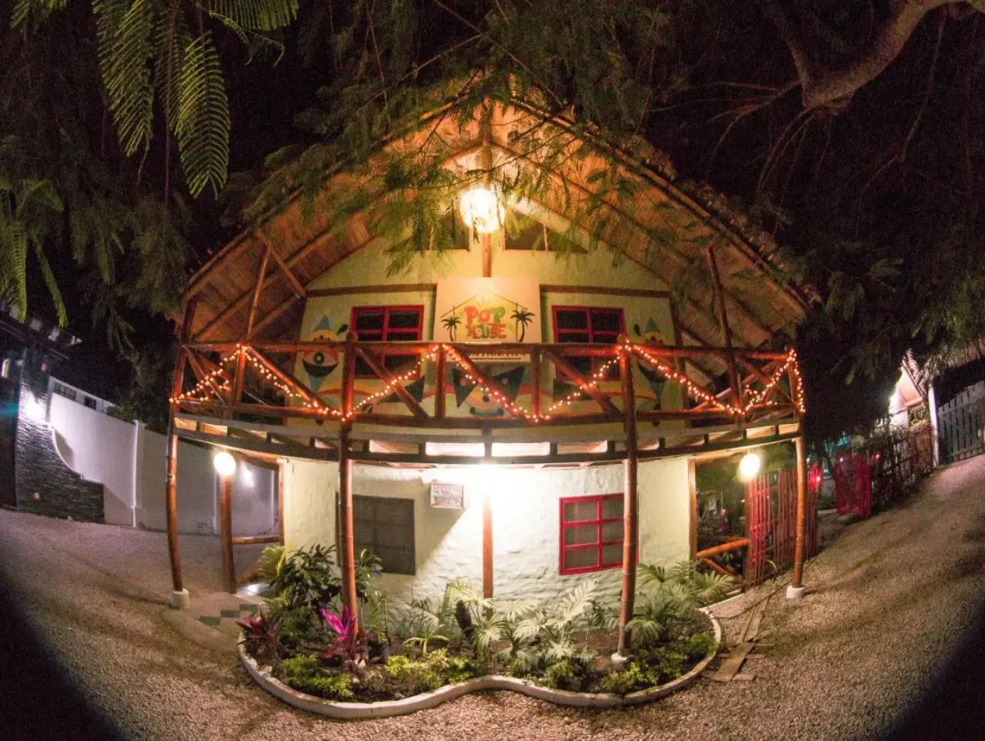 Pop House Montañita