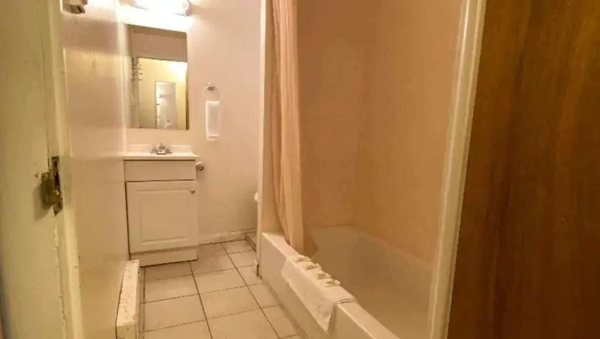 Country Place Inn And Suites