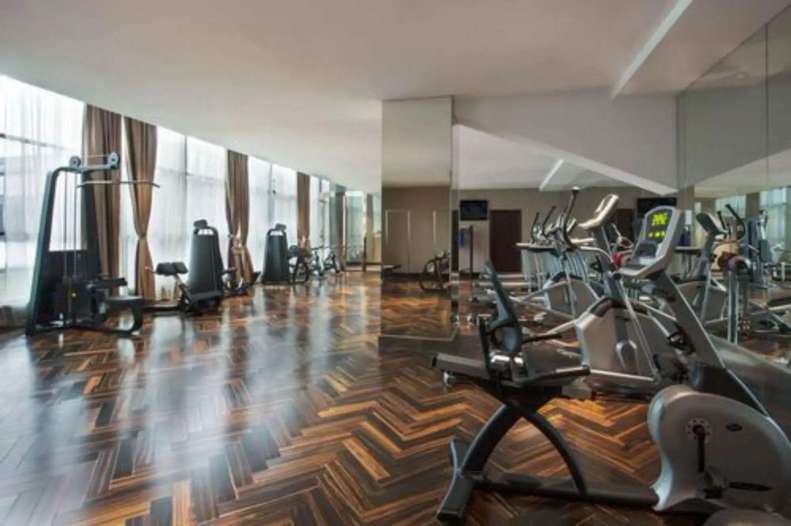 Tanglong International Hotel