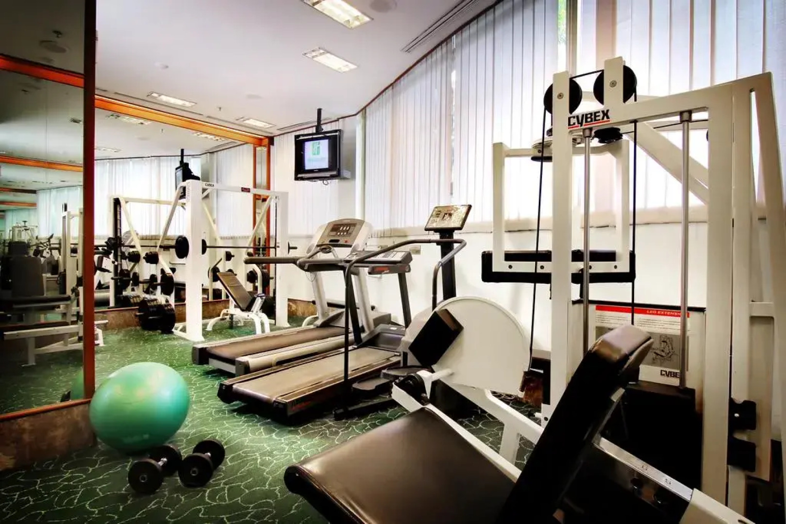 Holiday Inn Bandung Pasteur by IHG