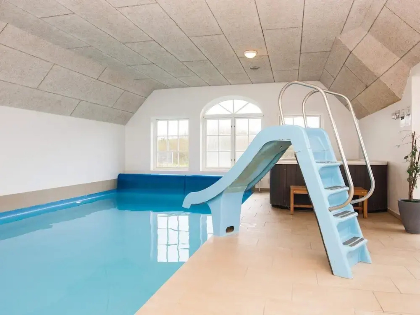 18 Person Holiday Home in Ulfborg