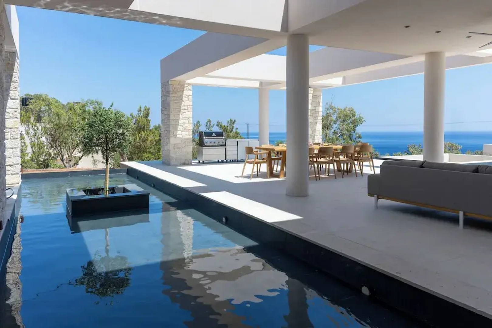 Seanatra Luxury Villas