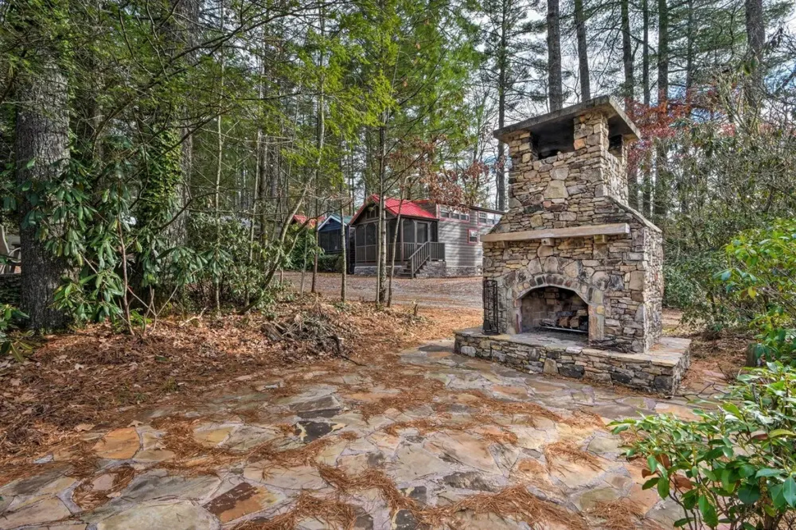 'the Cubs Den' Woodsy Highlands Home: Hike & Ski!