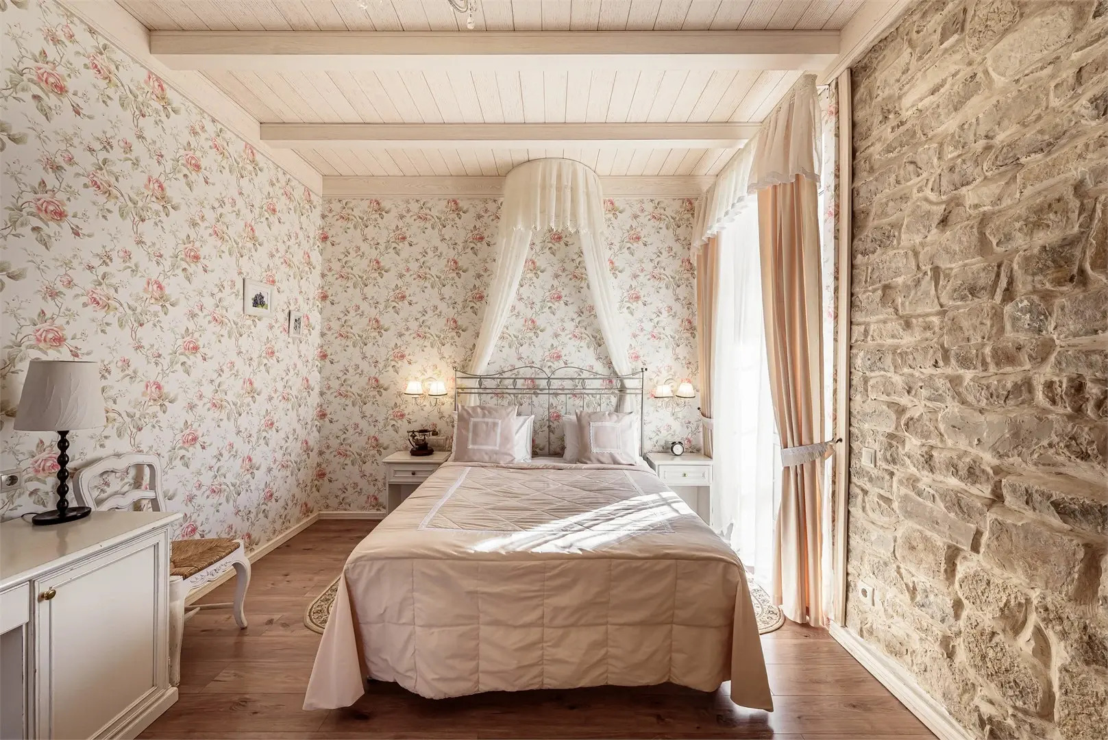 Отель Империал & Champagne-spa