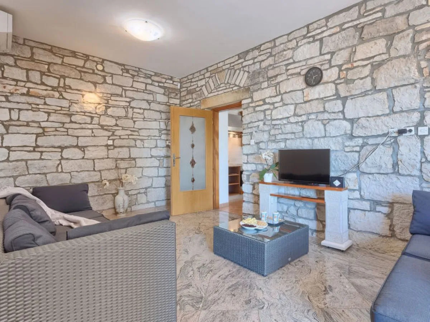 House Blog 2 Dorio