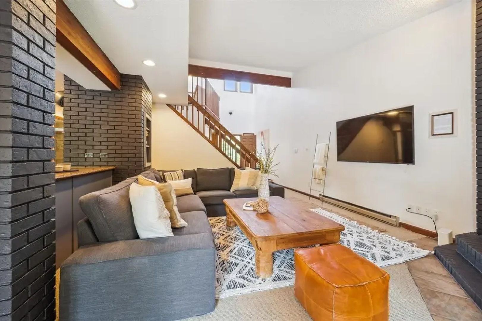 Twins Getaway At Meadow Creek 3 Bedroom Duplex by RedAwning