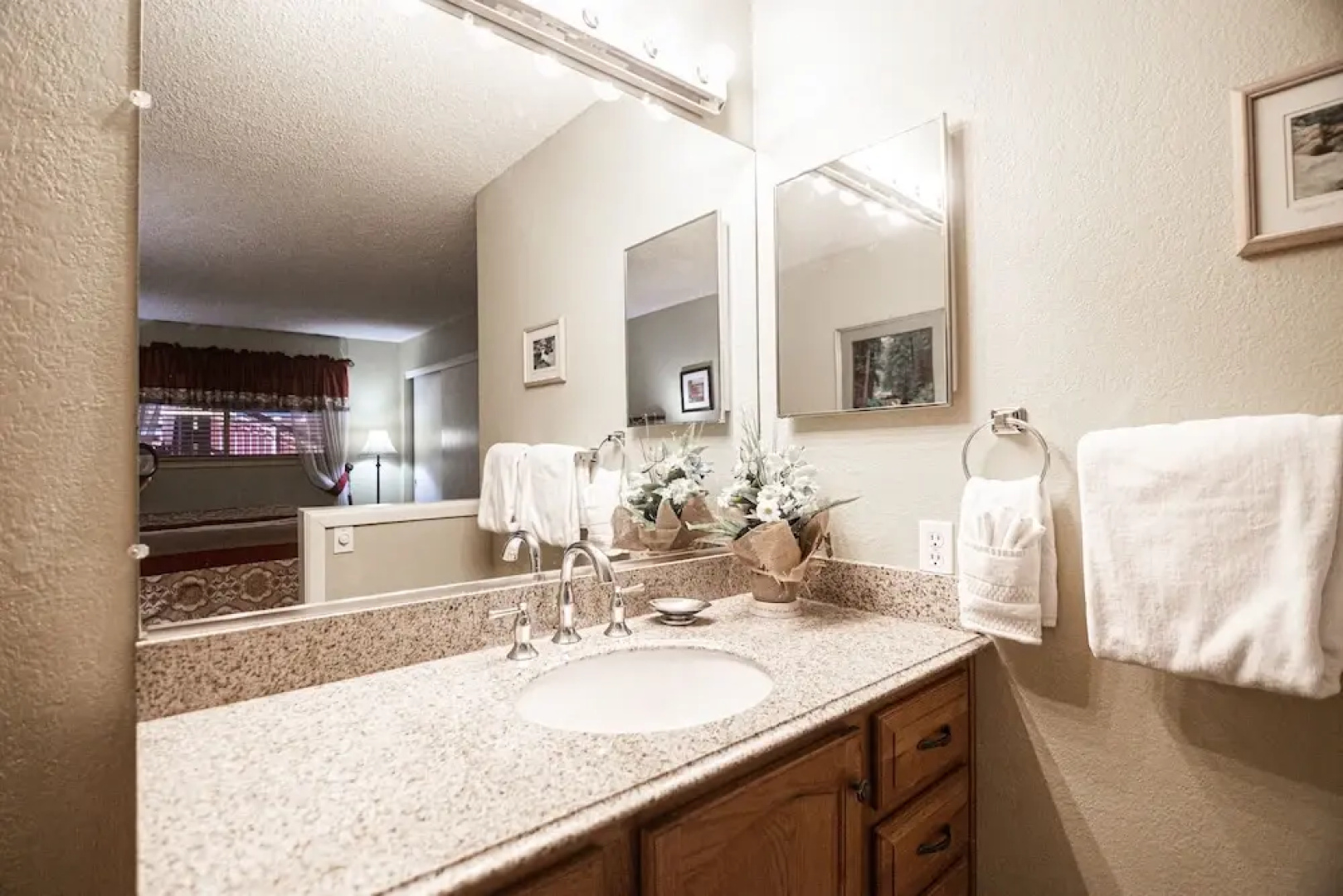 Longbranch 216 2 Bedroom Condo by RedAwning