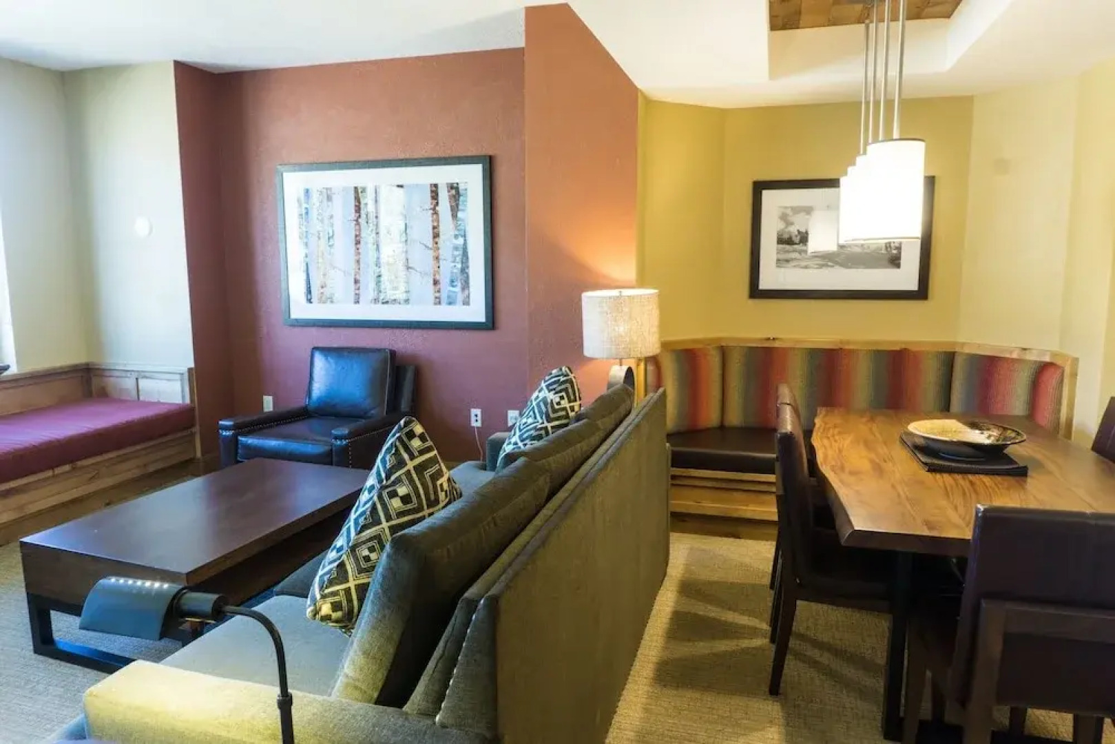 Exquisite Condo, Great for Families, Ski in/out by RedAwning - Save 20% on 7+ Nights!