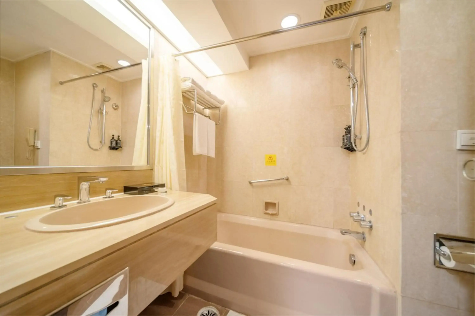 Zhongshan International Hotel