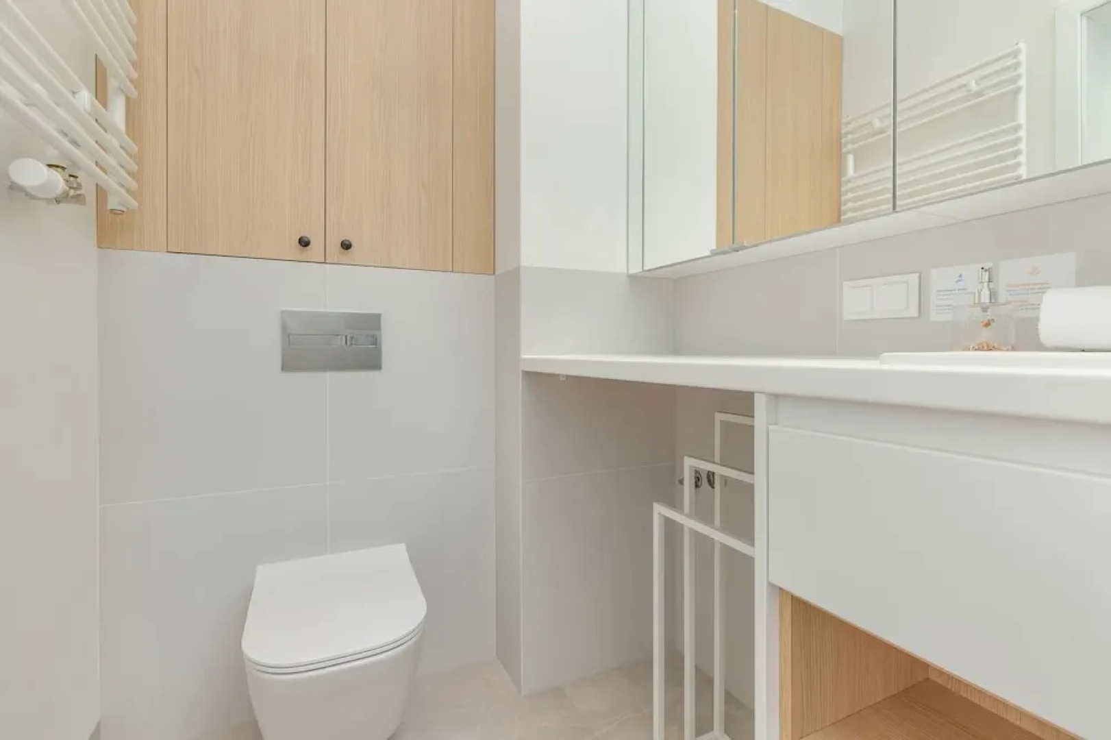 Two-bedroom Accepting Pets by Renters