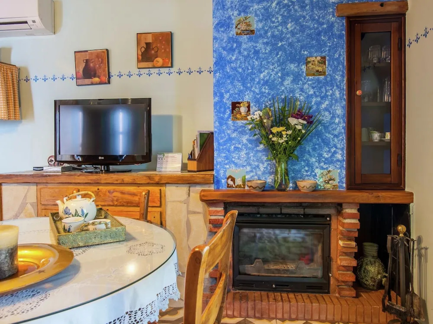 Rustic Cottage in Rute With Swimming Pool