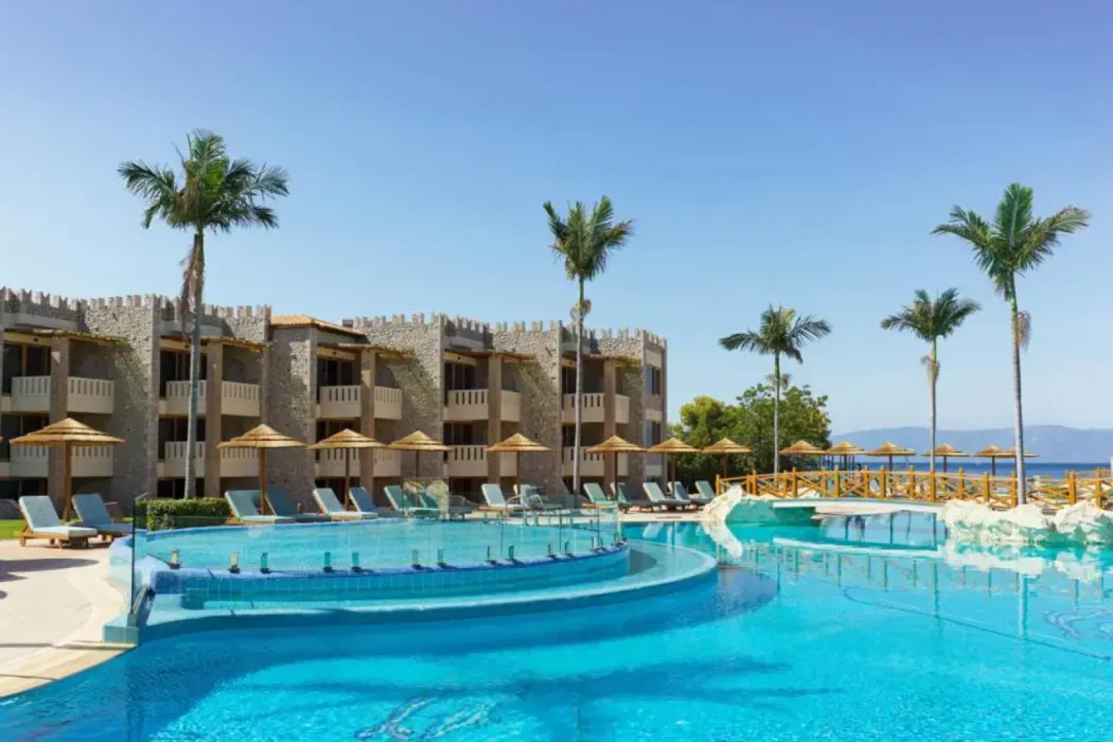 Seafos Luxury Resort & Spa