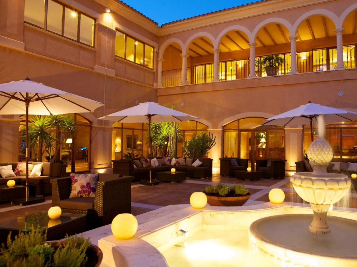 Be Live Collection Son Antem