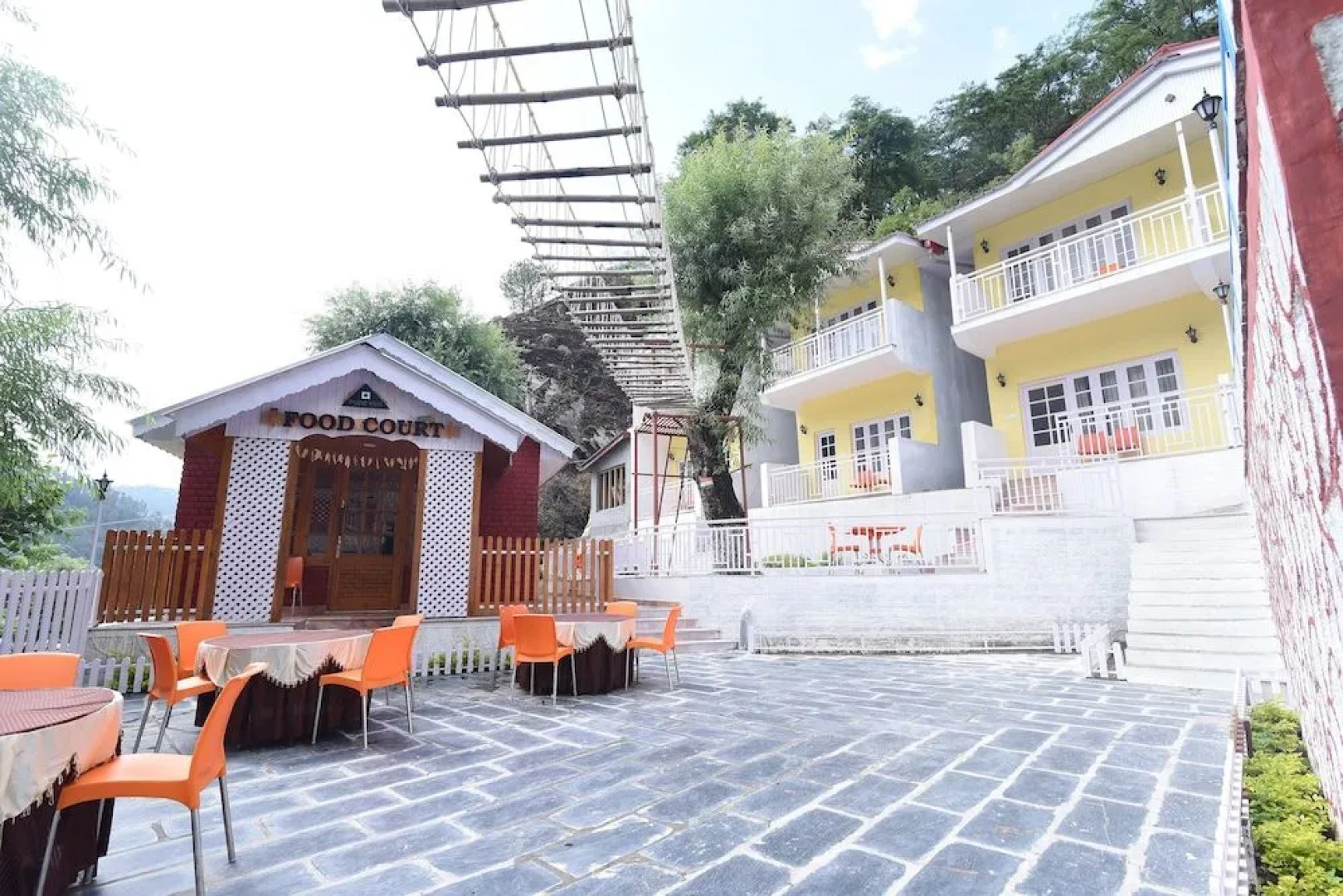 OYO 16009 Rock Villa