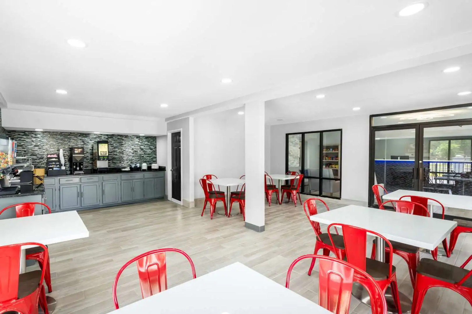 Econo Lodge Inn & Suites Ocean Springs - Biloxi