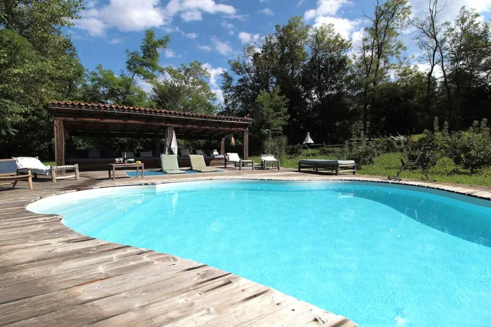 Villa Poggio Zucchino Pool Piacenza