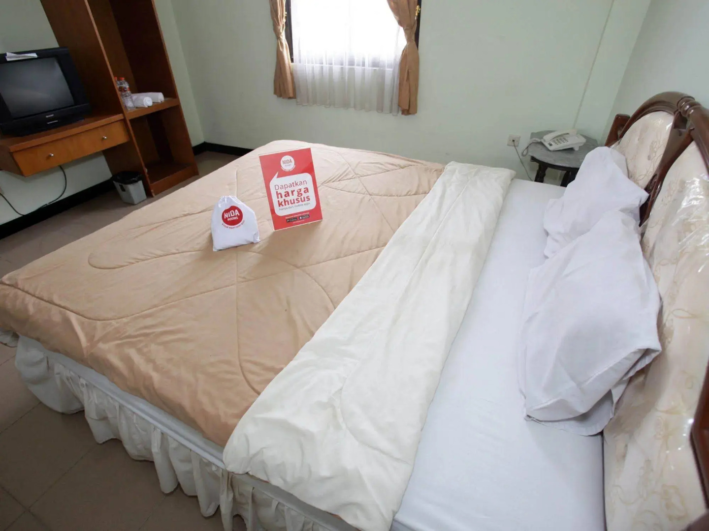 OYO 512 Ndalem Mantrijeron Hotel