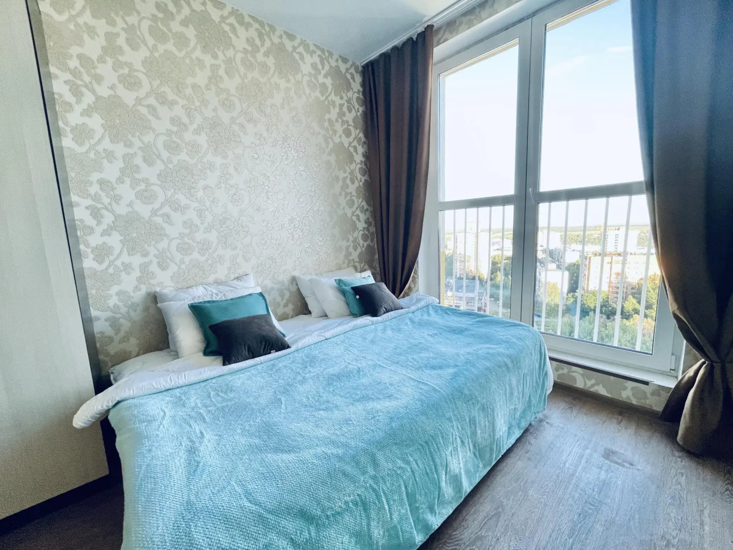 Vegas apartments (Вегас апартментс) на проспекте Гагарина 101 корпус 1