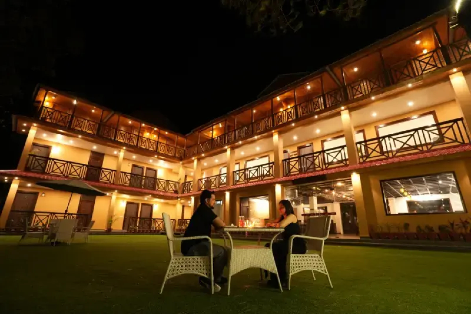Summit Jungle Lodge