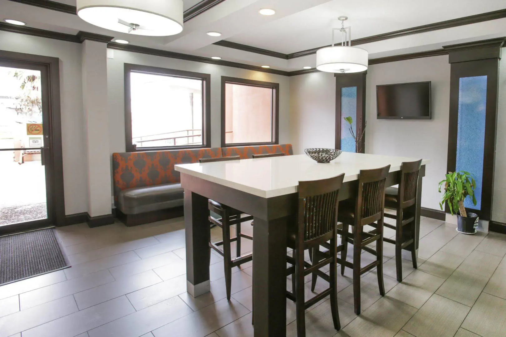 Rodeway Inn and Suites Austin