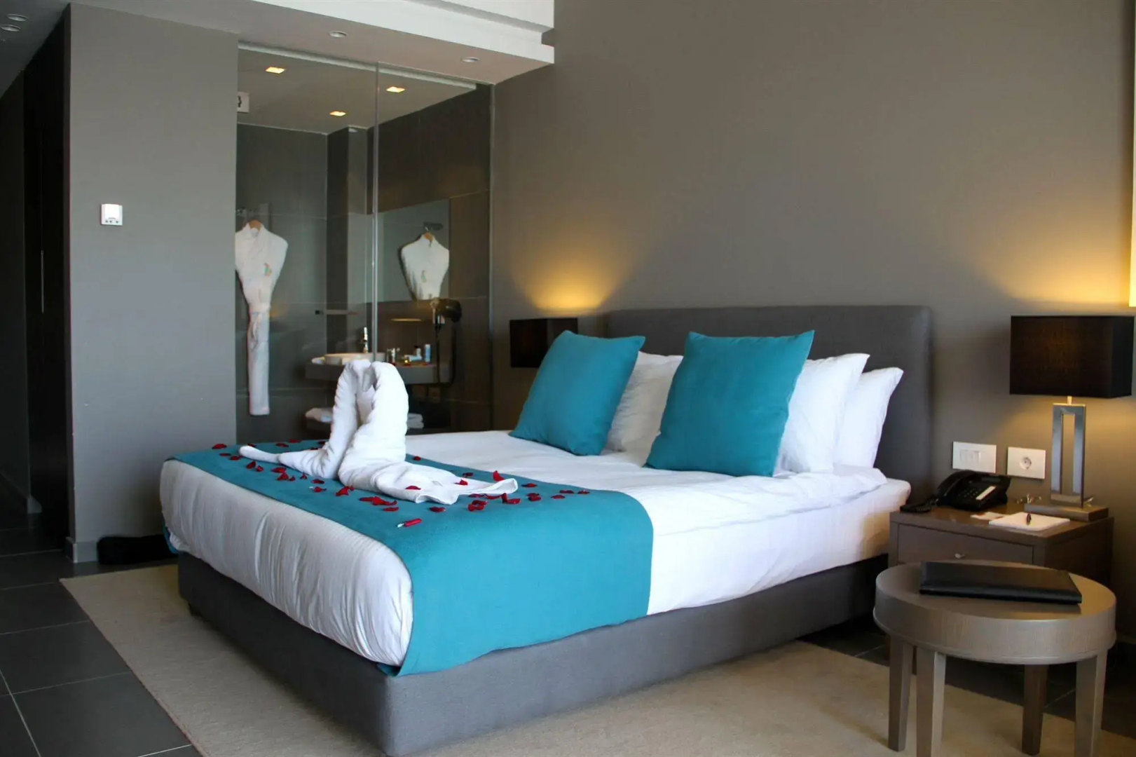 Warwick Pangea Beach Resort & Spa