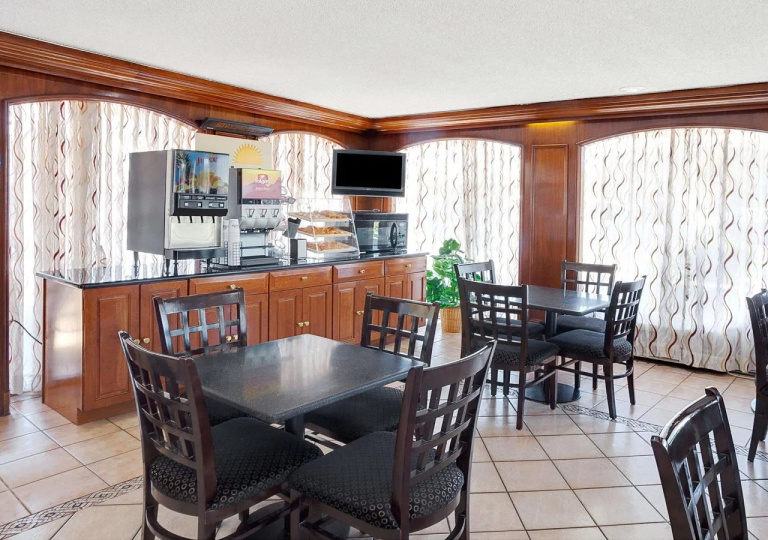 Days Inn Elk Grove Village Chicago OHare Airport West