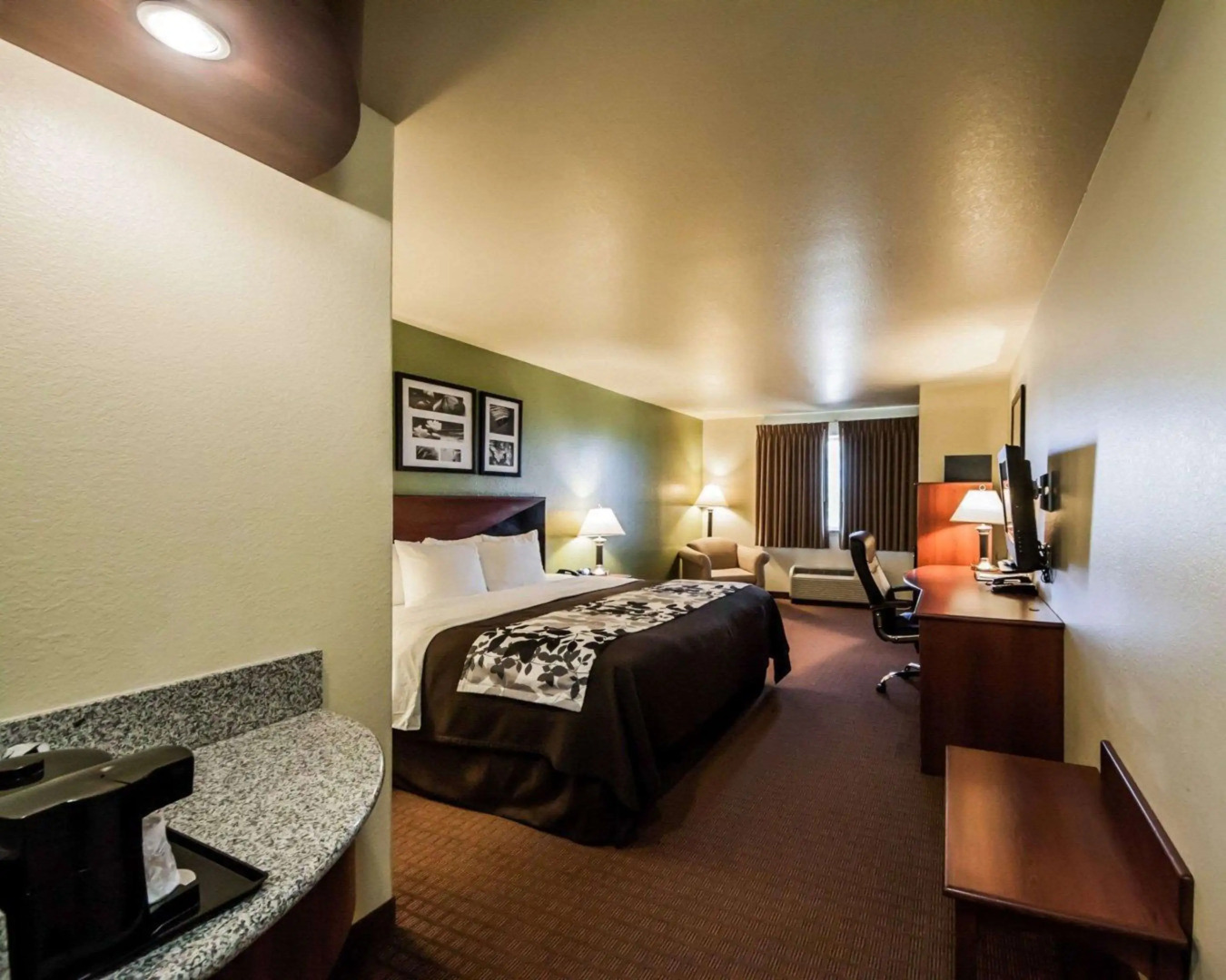 Sleep Inn & Suites Shamrock