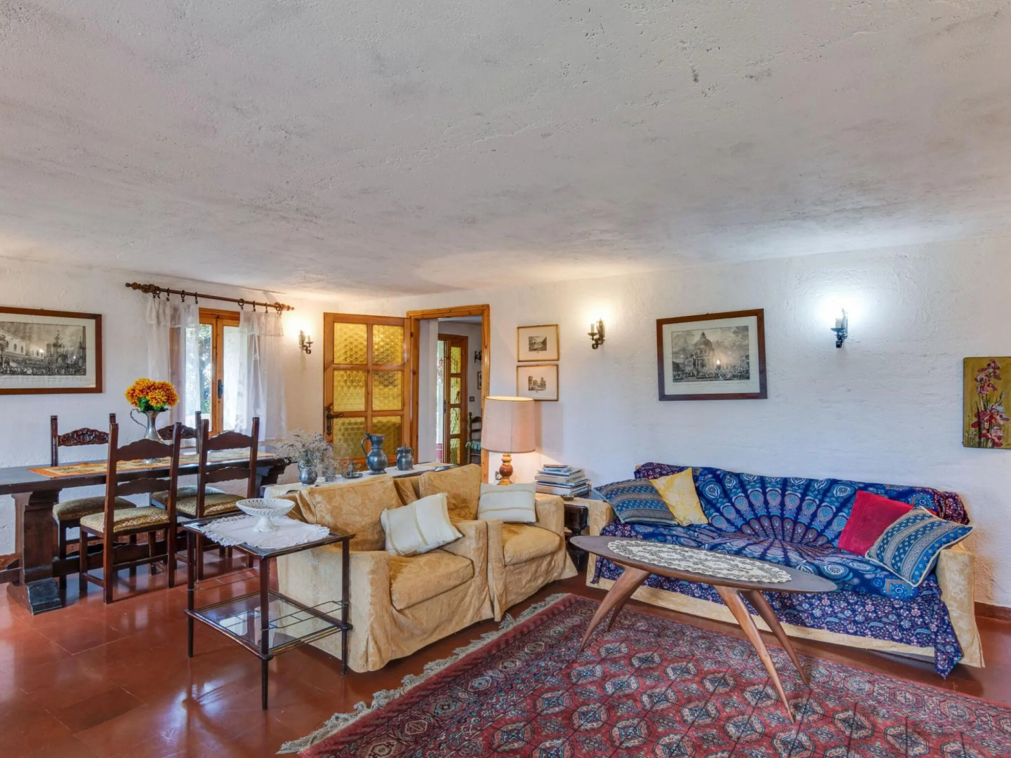 Cozy Detached House, Wide Garden, Wifi