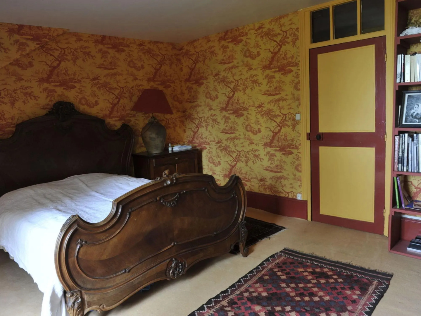 Vintage Mansion in Saint-aubin-sur-loire With Pool