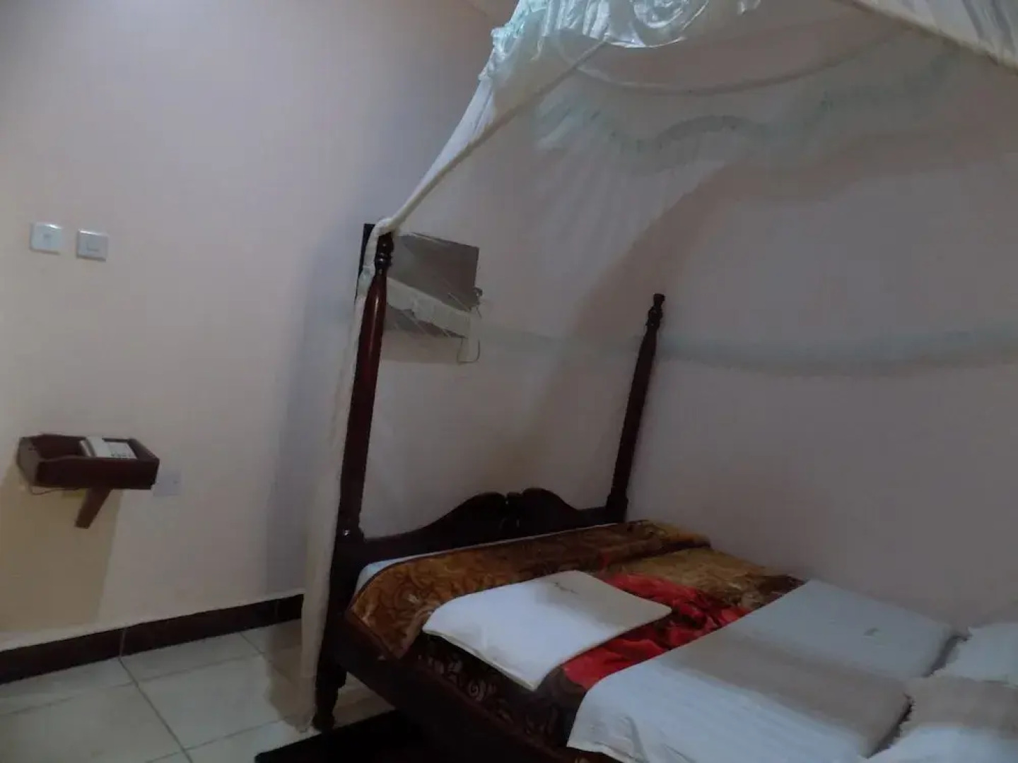 Sky Light Hotel