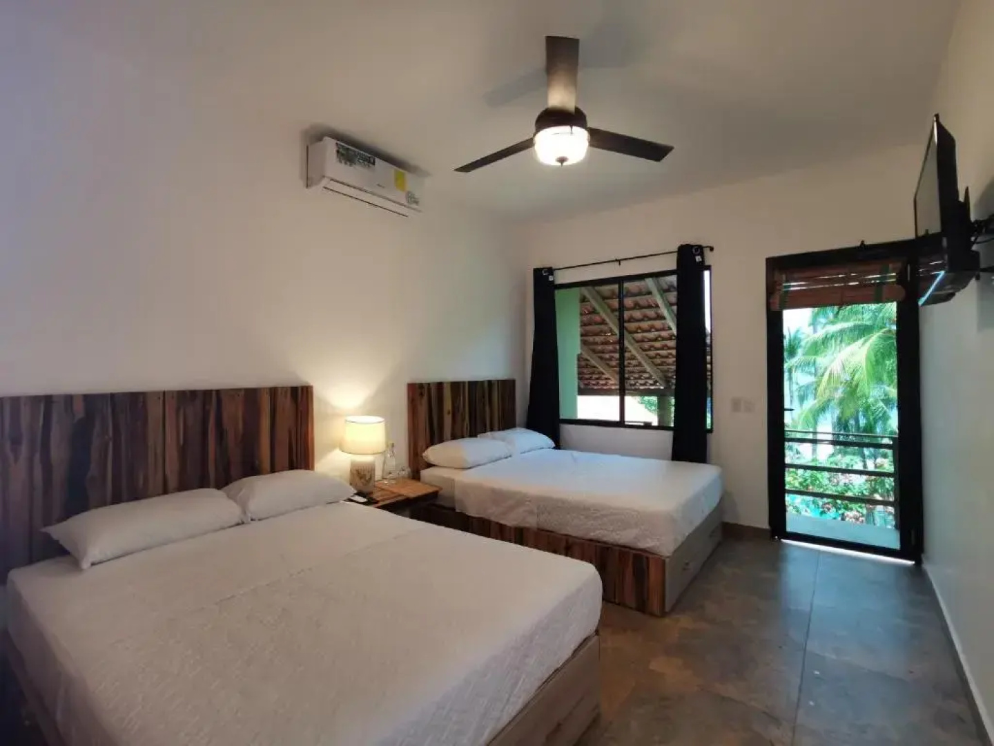 Lagarza Hostel
