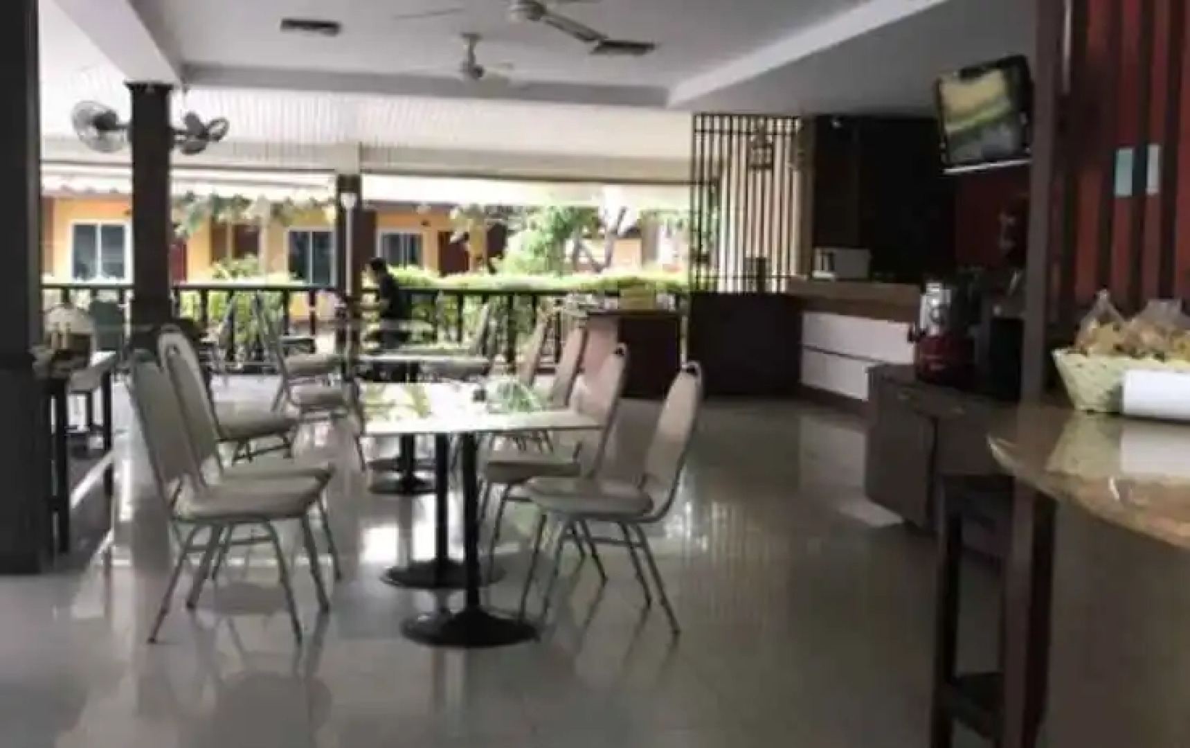 Baan Suanphet Resort