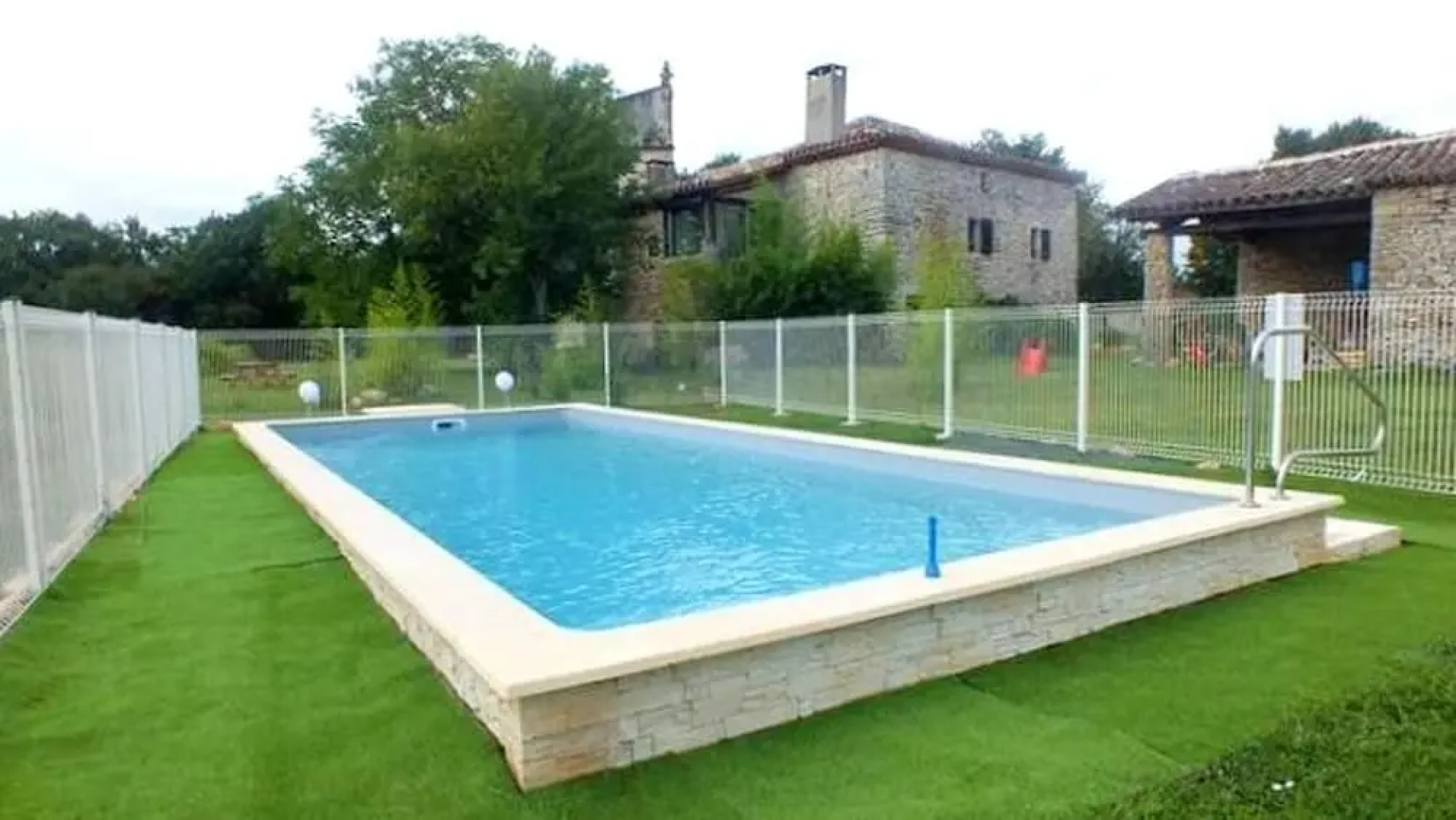 House With 2 Bedrooms in Penne, With Pool Access, Furnished Garden and