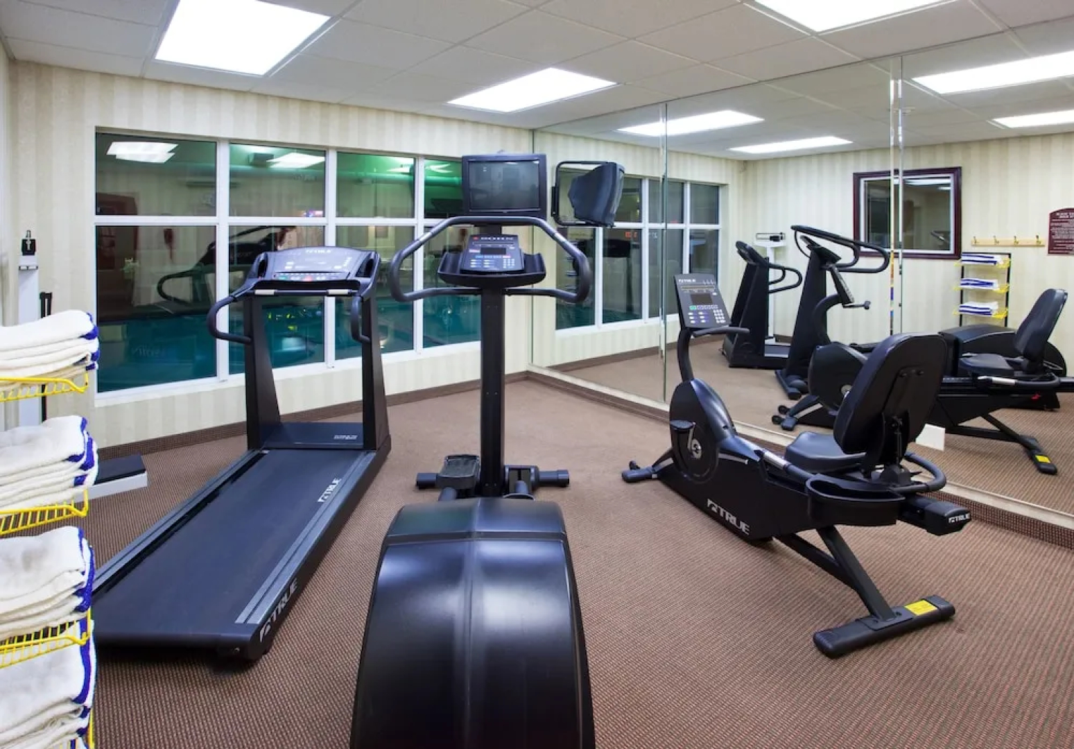 Holiday Inn Express Toledo-Oregon by IHG
