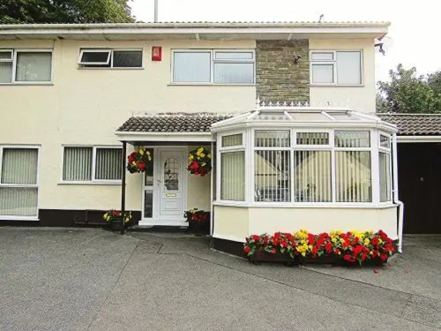 Flemishcourt Guest House