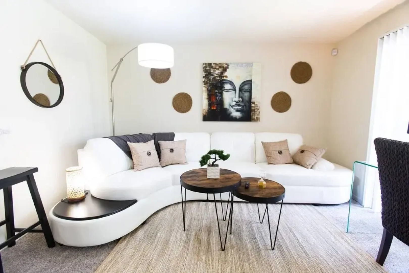 Find Your Zen: Peaceful Getaway in Trendy City of the Arts