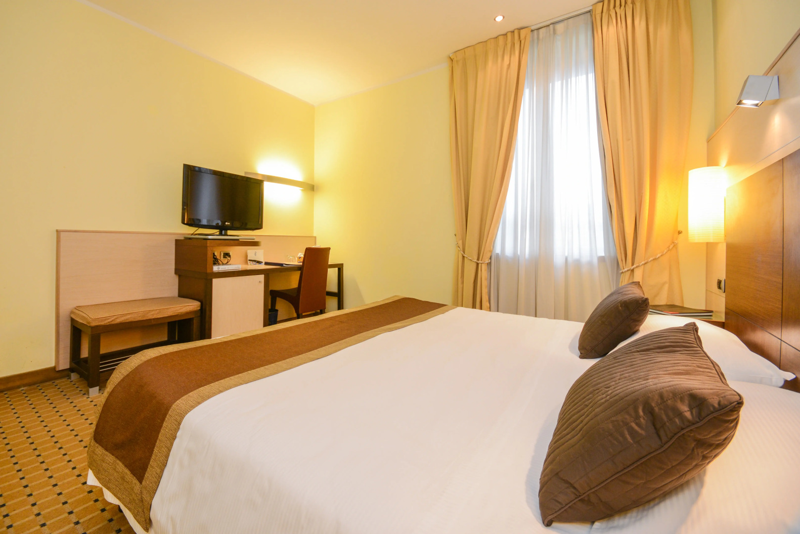 Hotel Master